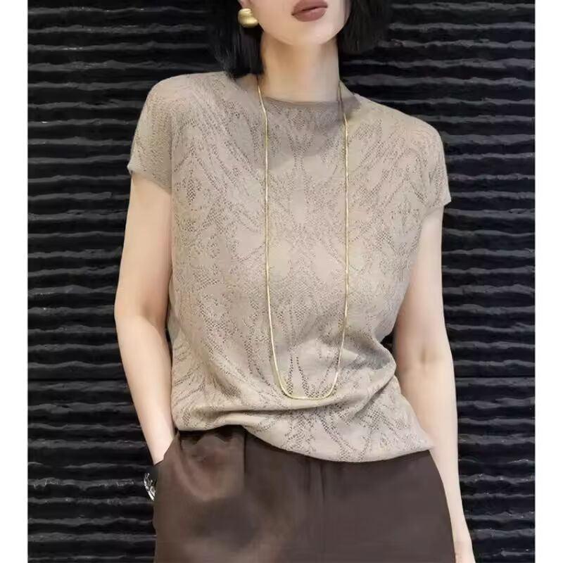 Short Sleeve T-shirt, summer,Women Tee, Niche Design, Jacquard, Chic And Stylish, Straight Shoulder Top, Versatile Small Tshirt